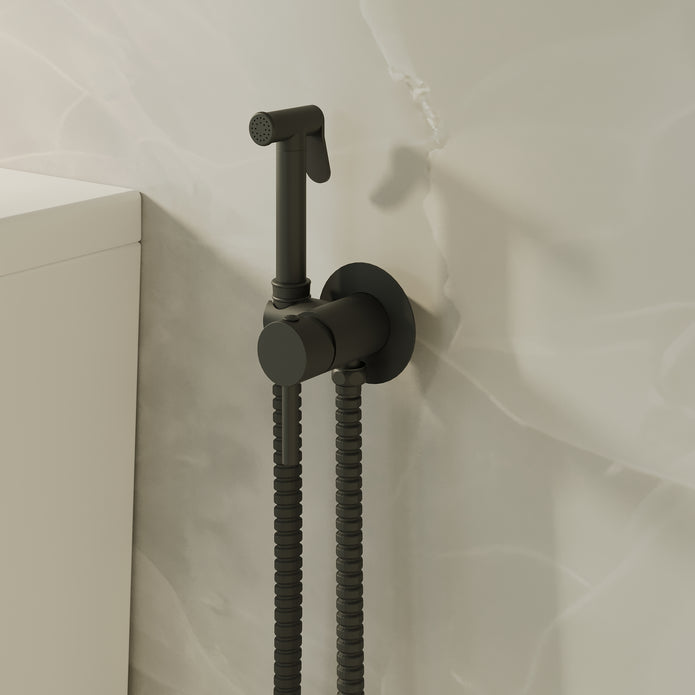 Luca Round Concealed Thermostatic Douche Kit in Matt Black – Jet Spray Set