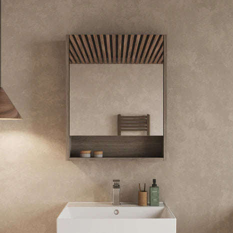 Banyetti Mino single-door mirror cabinet in Nebraska Oak mounted in bathroom above a sink