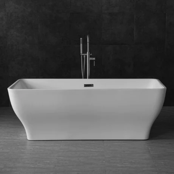 White Freestanding Bath 